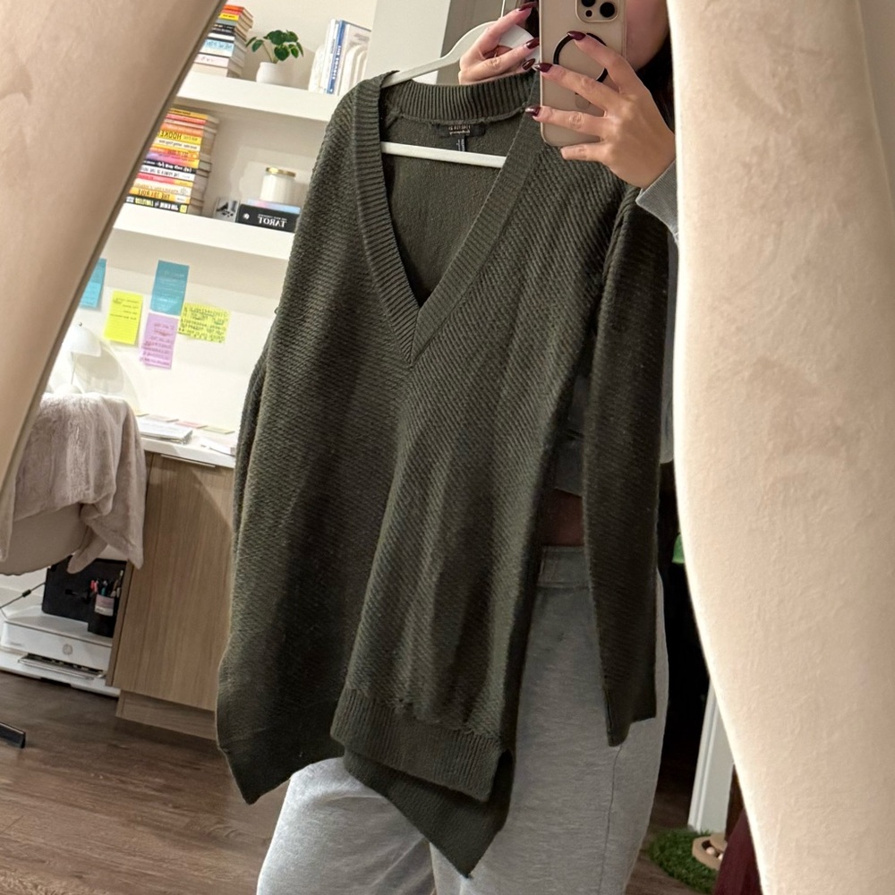 Forever 21 Olive Green V-Neck Sweater